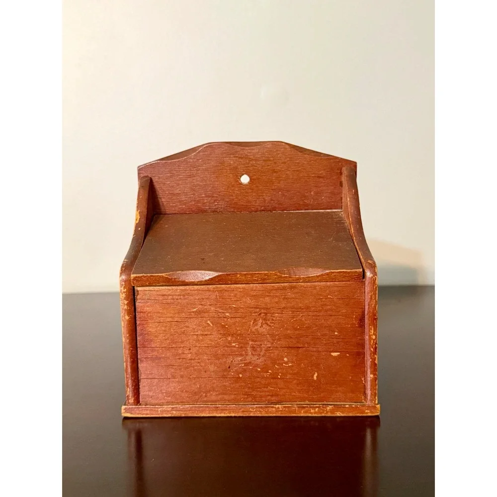 VTG Wooden Recipe/Salt Box Wall Mount Hinged Lid Rustic Farmhouse Kitchen decor